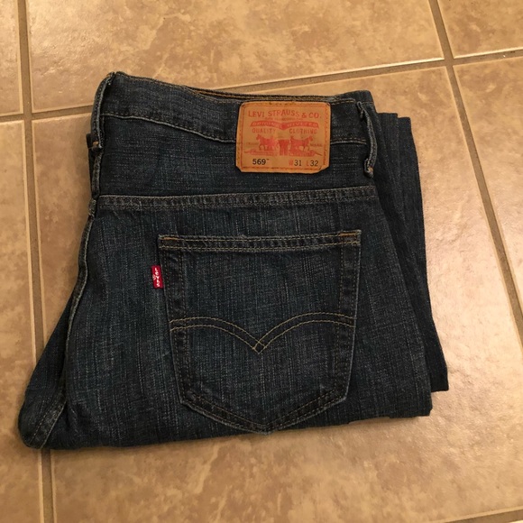 levi strauss 569